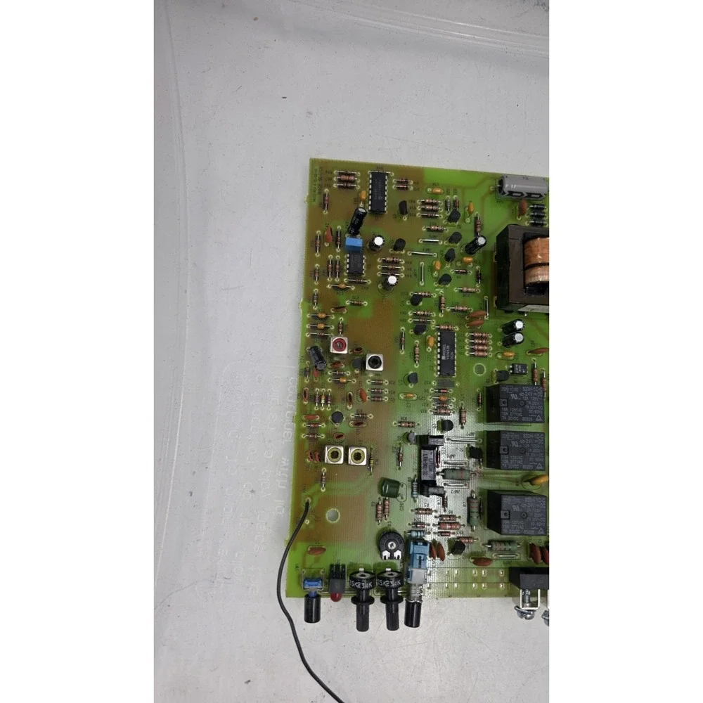 Genie 34513 Control Logic Circuit Board for Genie Models Chain Drive Glides